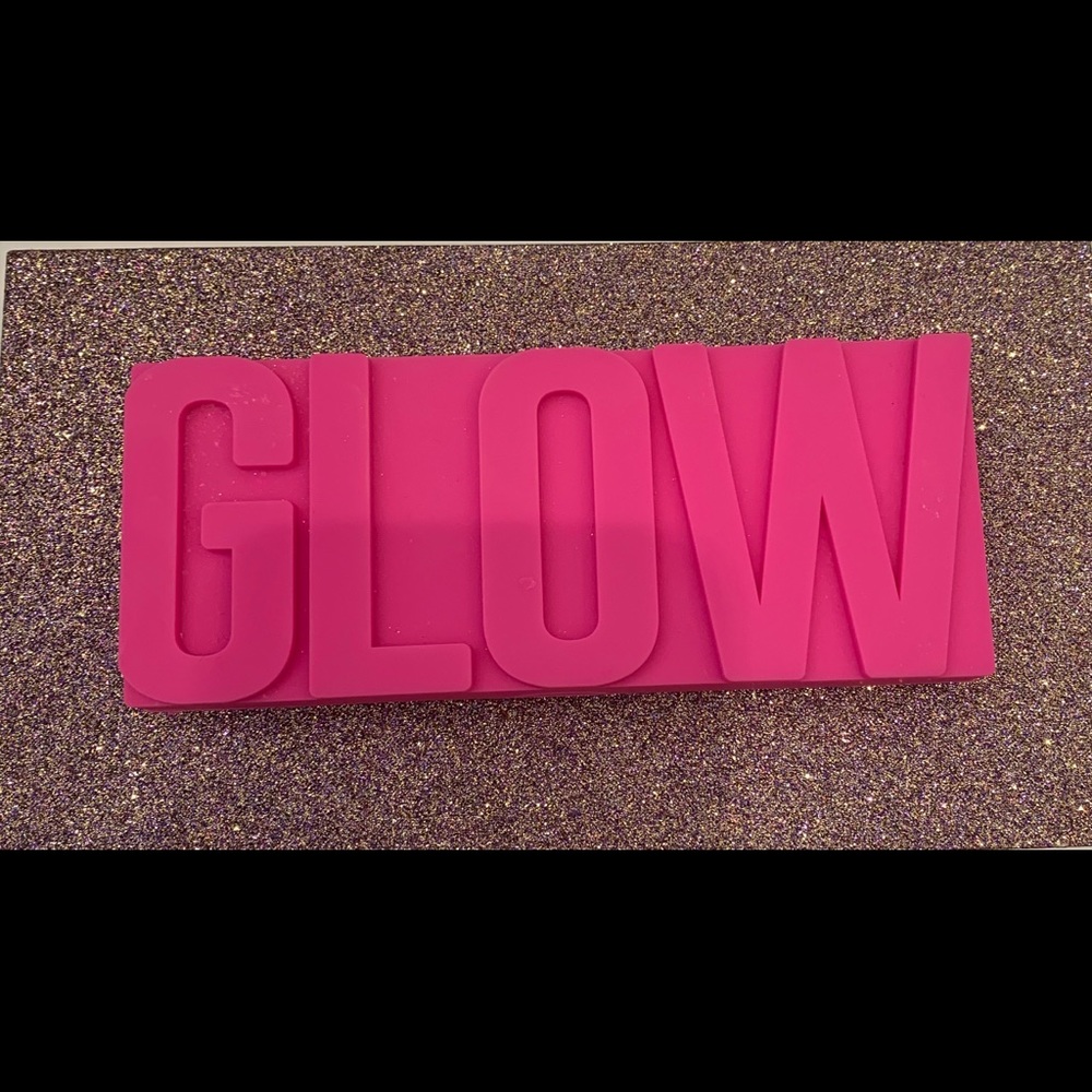 GlamGlow Glow Powder